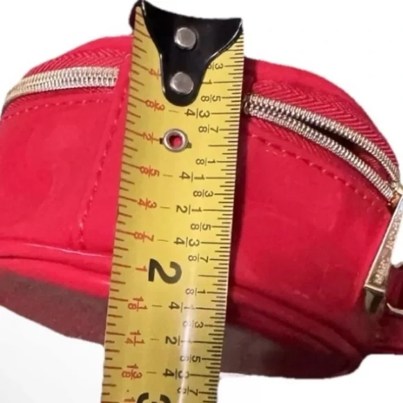 Marc Jacobs Red Round Crossbody Bag - Picture 10 of 12